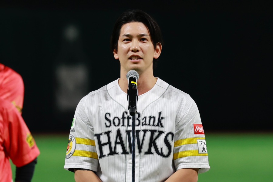 選手会長就任を発表したソフトバンク・栗原陵矢【写真：小池義弘】