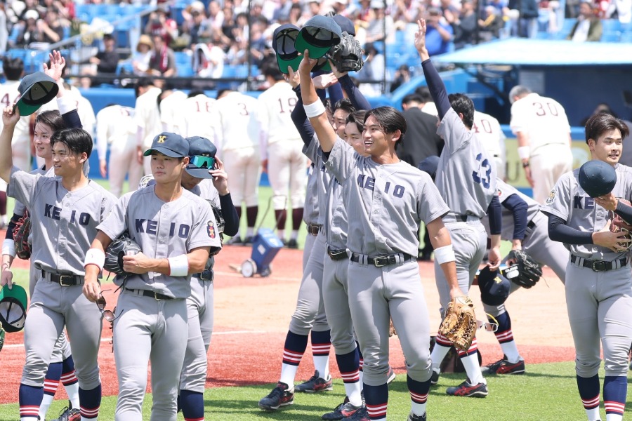 慶大ナイン【写真：加治屋友輝】