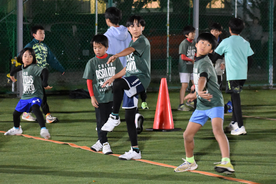 「ASAI KIDS・UNITED」の平日練習の様子【写真：高橋幸司】