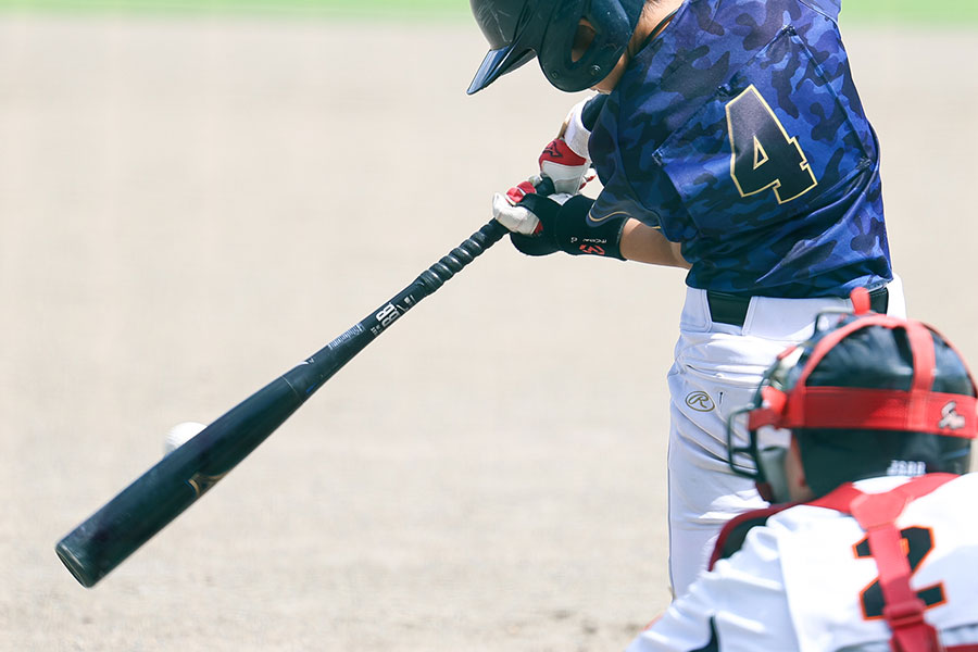 正しいスイング軌道が身につく「片手フォローヒッティング」とは（写真はイメージ）