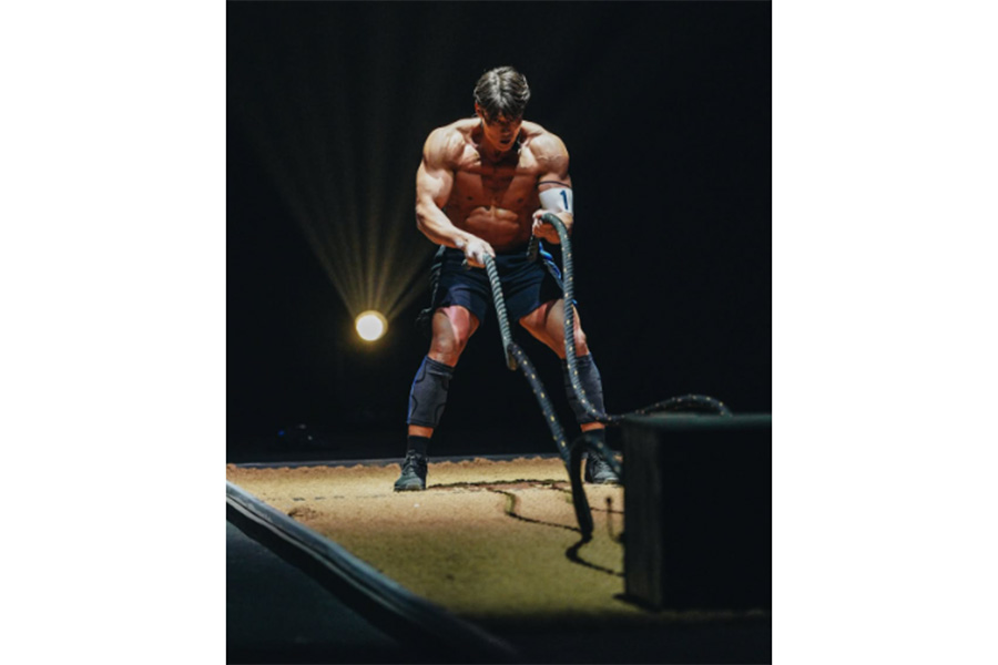 インスタグラムで筋肉を公開した糸井嘉男氏（投稿をスクリーンショット）