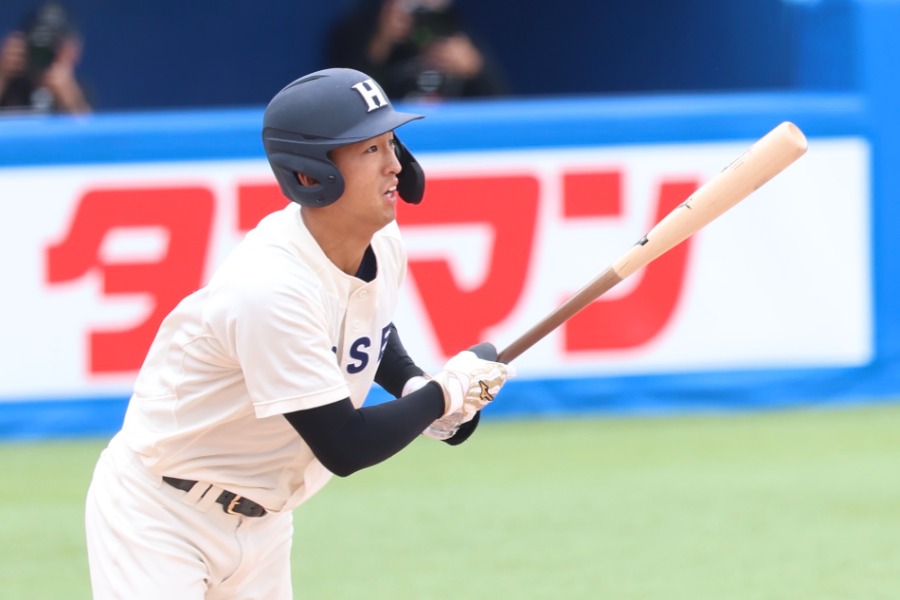 ヤクルトからドラフト1位指名を受けた法政・松下歩叶【写真：加治屋友輝】