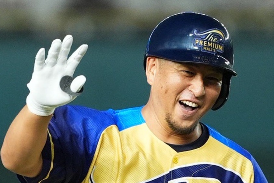 西武などでプレーした中島宏之氏（写真はサントリードリームマッチ時）【写真：小林靖】