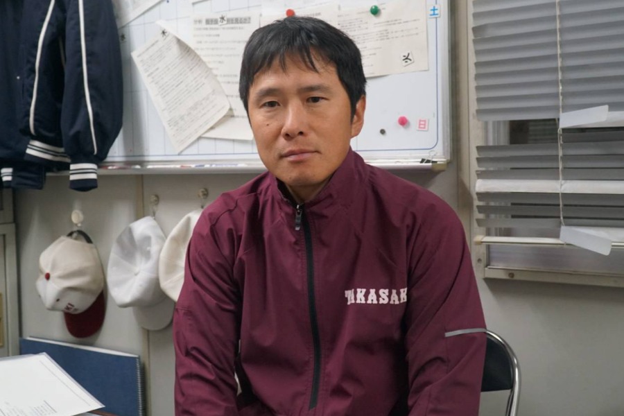 高崎高校野球部・飯野道彦監督【写真:新井裕貴】