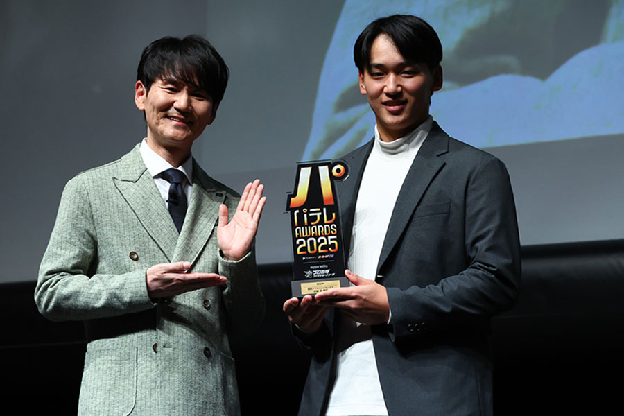 南原清隆さん（左）とソフトバンク・前田悠伍【写真：PLM】