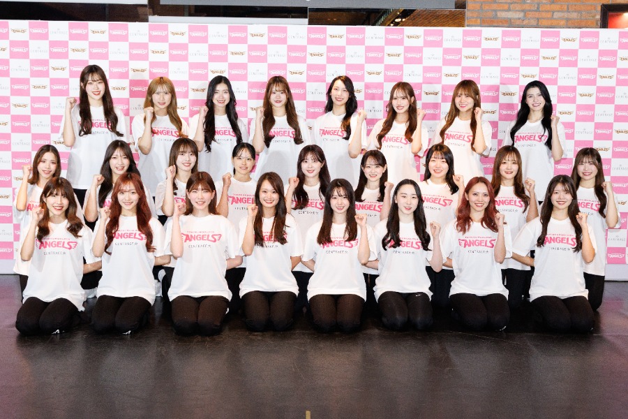 東北ゴールデンエンジェルスの2026メンバー【写真：楽天野球団提供】