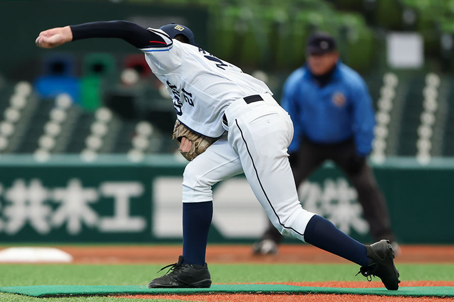 体が自然に回転して投げられるようになるドリルとは(写真はイメージ)