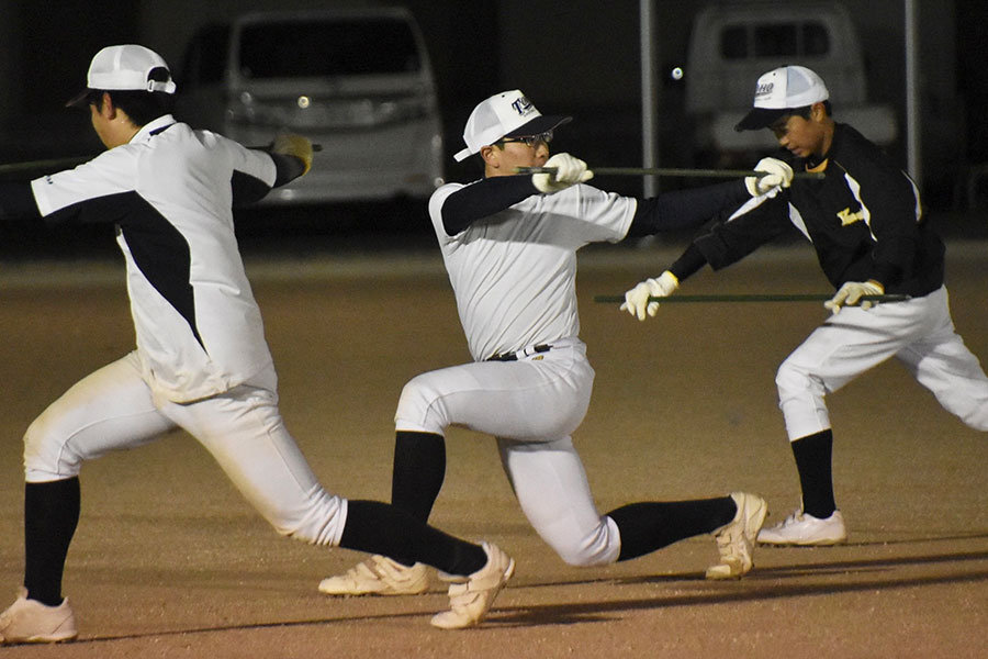 東朋中野球部の2年生が“野球離れ”へ思うこととは【写真:川浪康太郎】