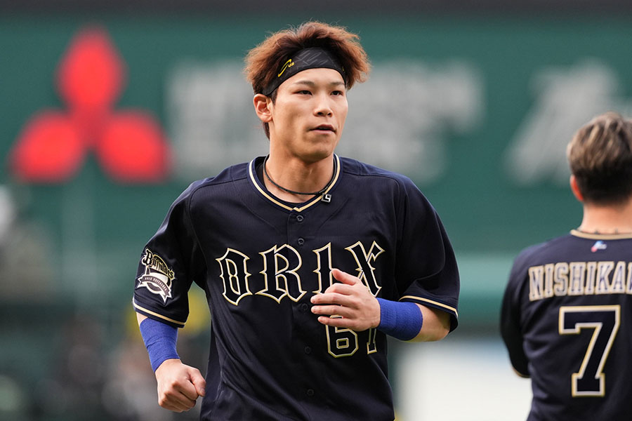 オリックス・中川圭太【写真：小林靖】