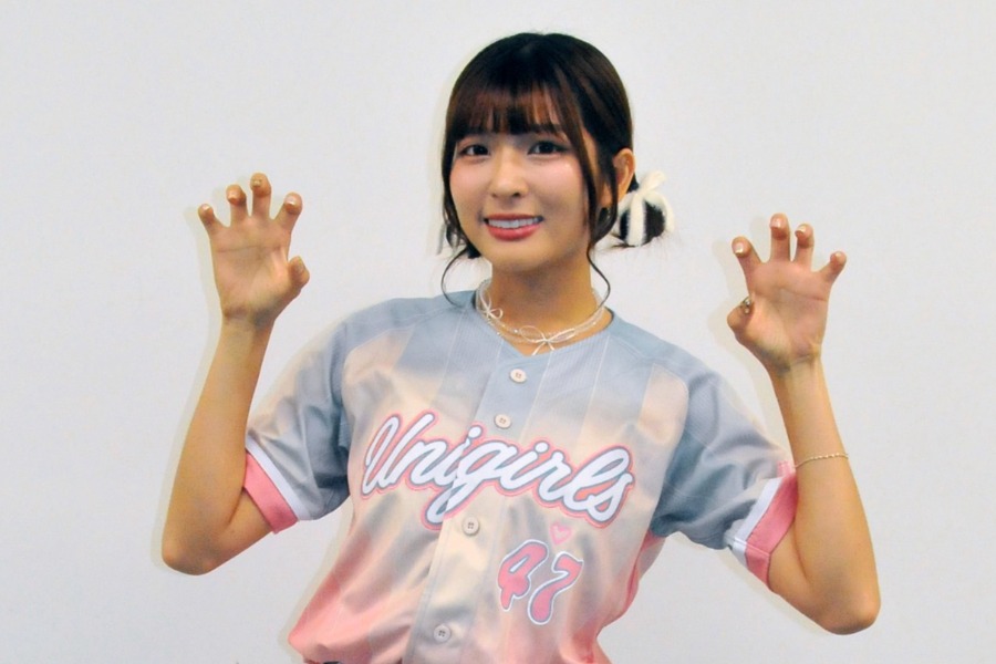 「Uni-girls」のスーチーさん【写真:篠崎有理枝】