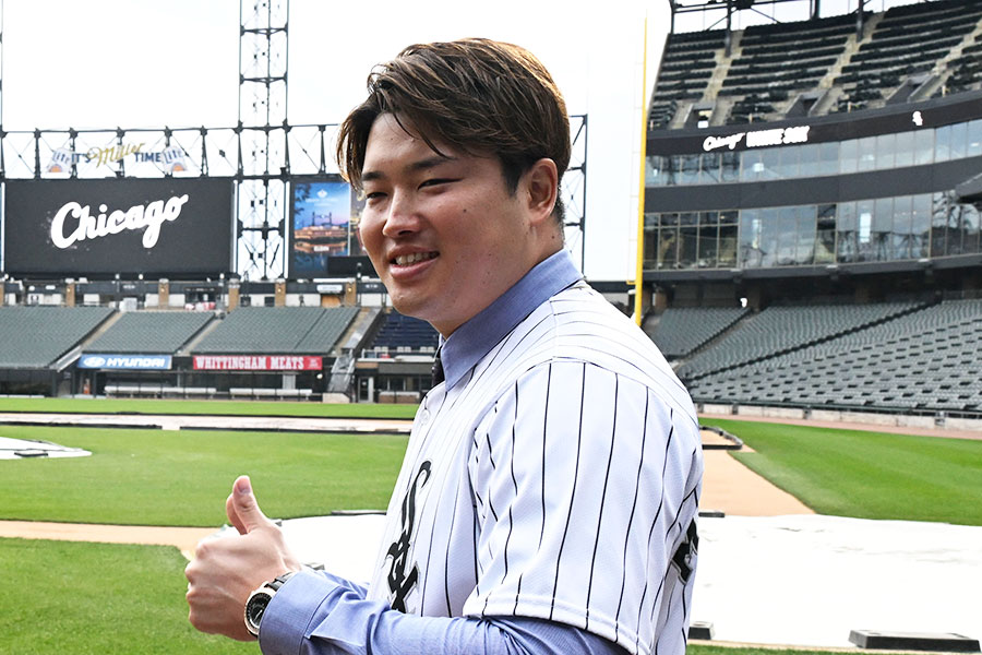 ホワイトソックスと契約した村上宗隆【写真：ロイター】