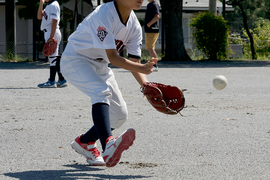 打球のバウンドに合わせやすくなる練習法とは（写真はイメージ）