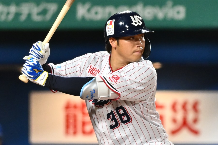 ヤクルト時代の北村拓己【写真：古川剛伊】