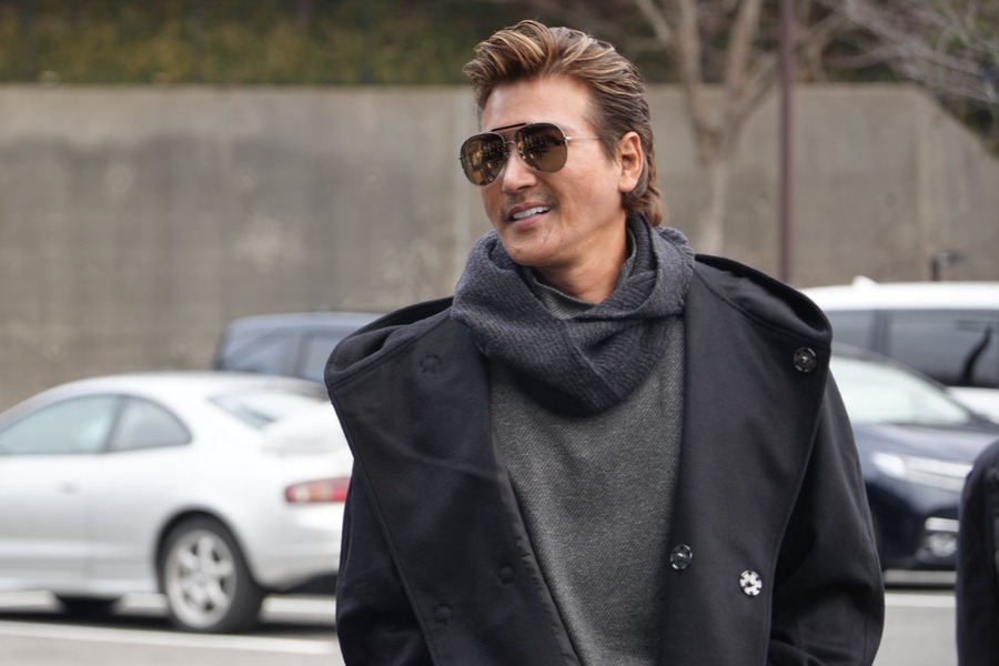 新人合同自主トレに訪れた日本ハム・新庄剛志監督【写真：町田利衣】