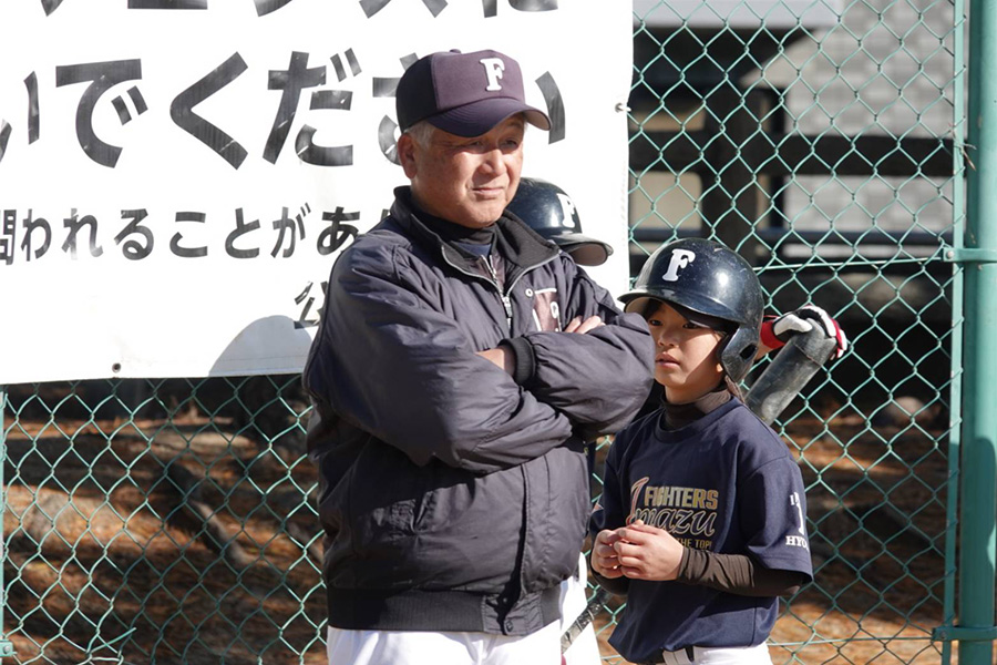 今津ファイターズの羽渕繁監督【写真：橋本健吾】