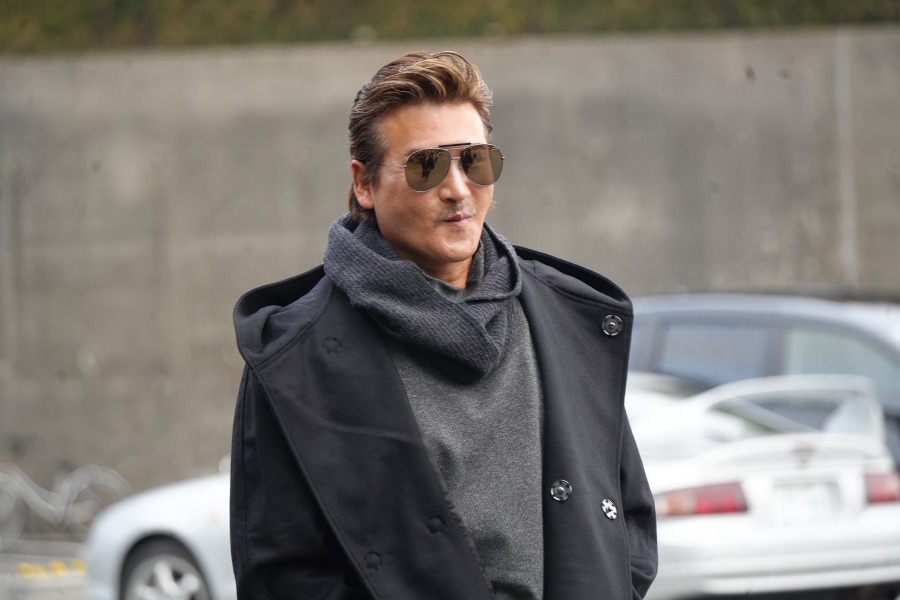 新人合同自主トレに訪れた日本ハム・新庄剛志監督【写真：町田利衣】