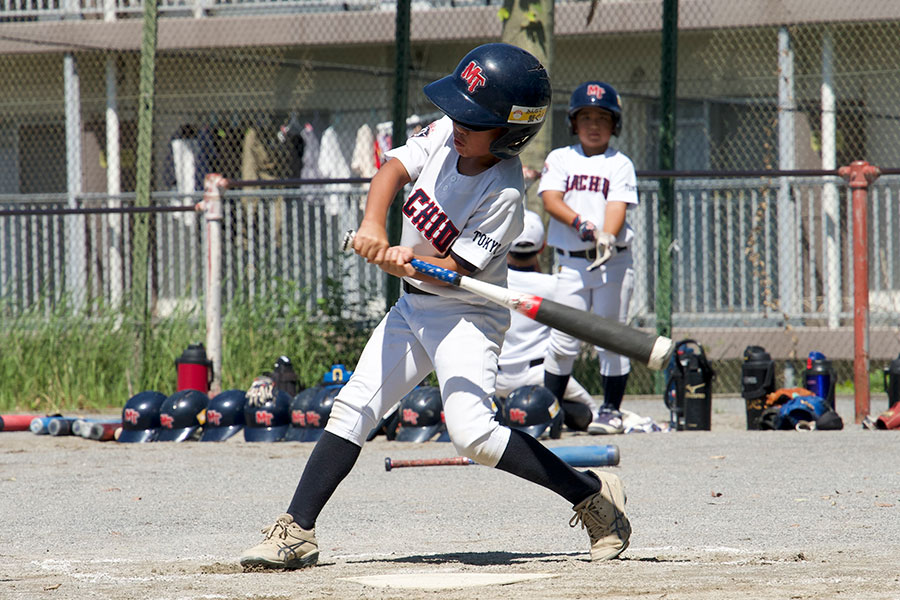 打球を飛ばせる“角度”が身につく練習法とは（写真はイメージ）