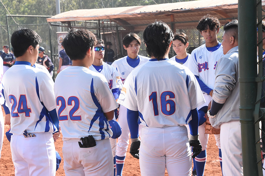 台湾での野球指導は教育や規律の側面が強い【写真：川浪康太郎】