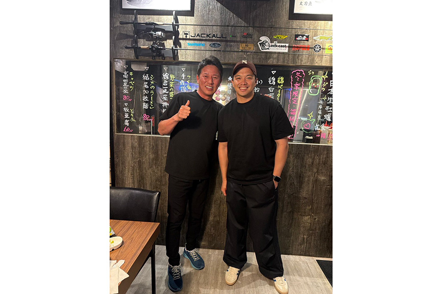 平石洋介氏が公開した呉念庭との写真（公式Xからスクリーンショット）