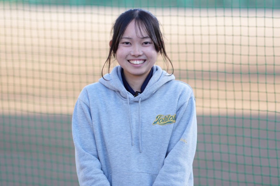 都城東高校野球部のチーフマネジャー・伊波千尋さん【写真:岡部直樹】