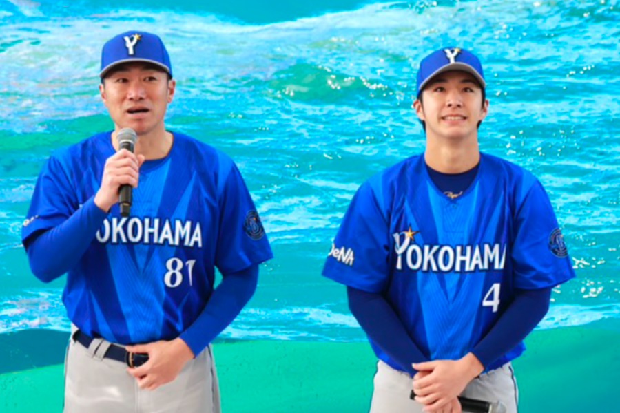 ビジターユニホームのデザインが発表された【写真：小池義弘】.