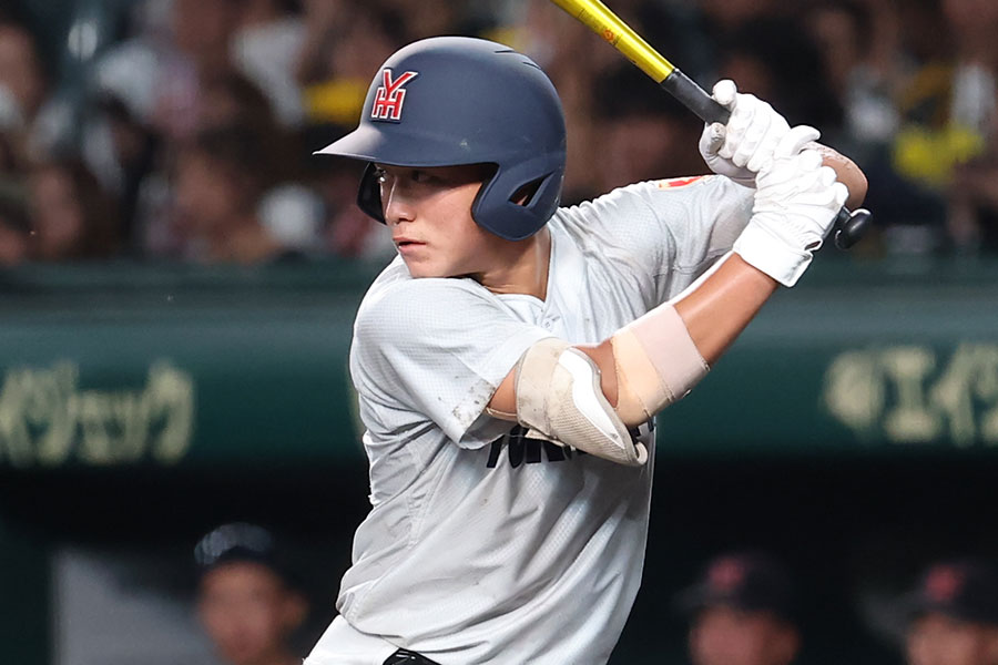 法大野球部合格が発表された横浜・奥村凌大【写真：加治屋友輝】