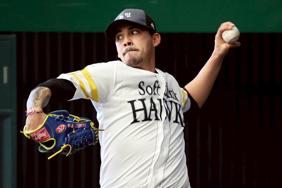 アレクサンダー・アルメンタ