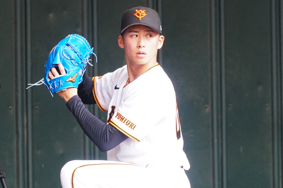 巨人・板東湧梧【写真：湯浅大】