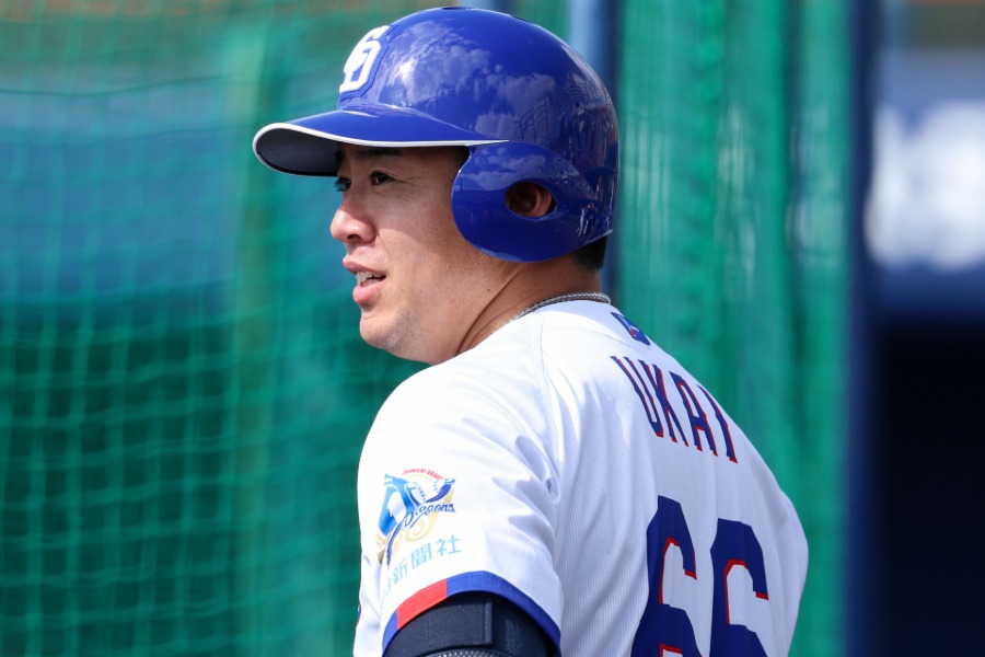 中日・鵜飼航丞【写真：加治屋友輝】