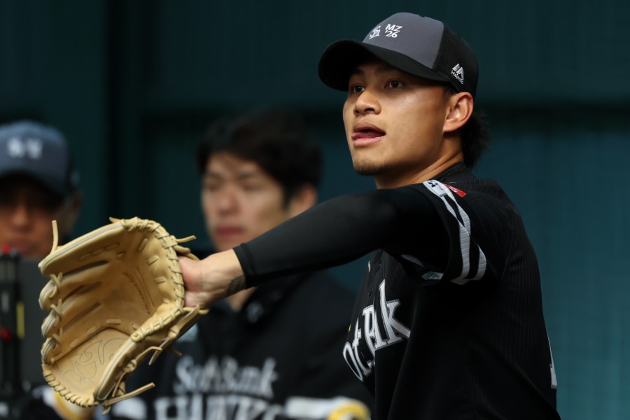 ソフトバンク・徐若熙【写真：栗木一考】