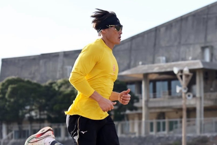 糸井嘉男氏が公開したトレーニングする様子（写真はスクリーンショット）