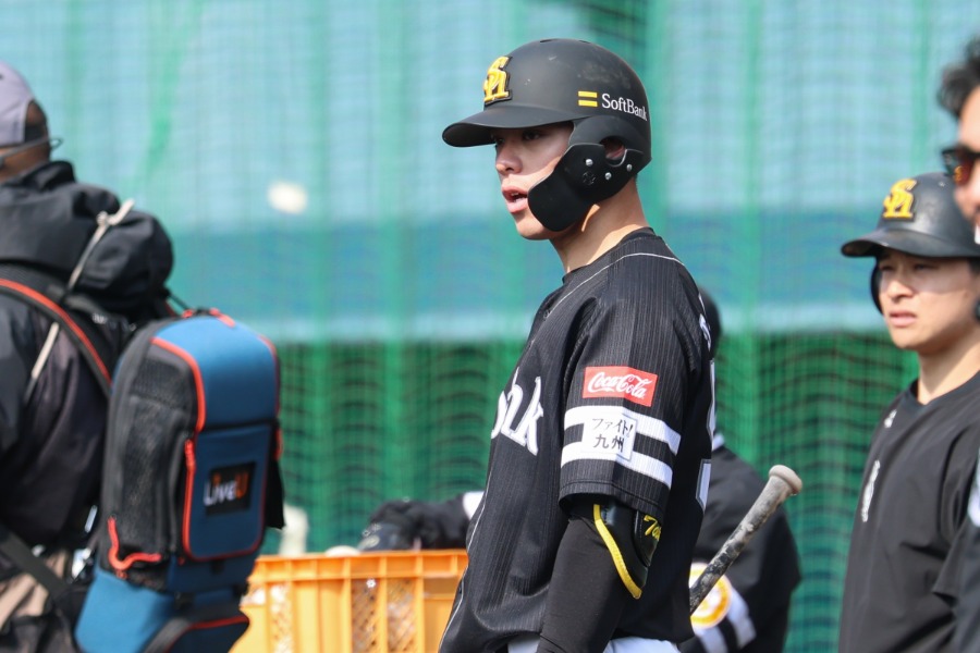 ソフトバンク・高橋隆慶【写真：加治屋友輝】