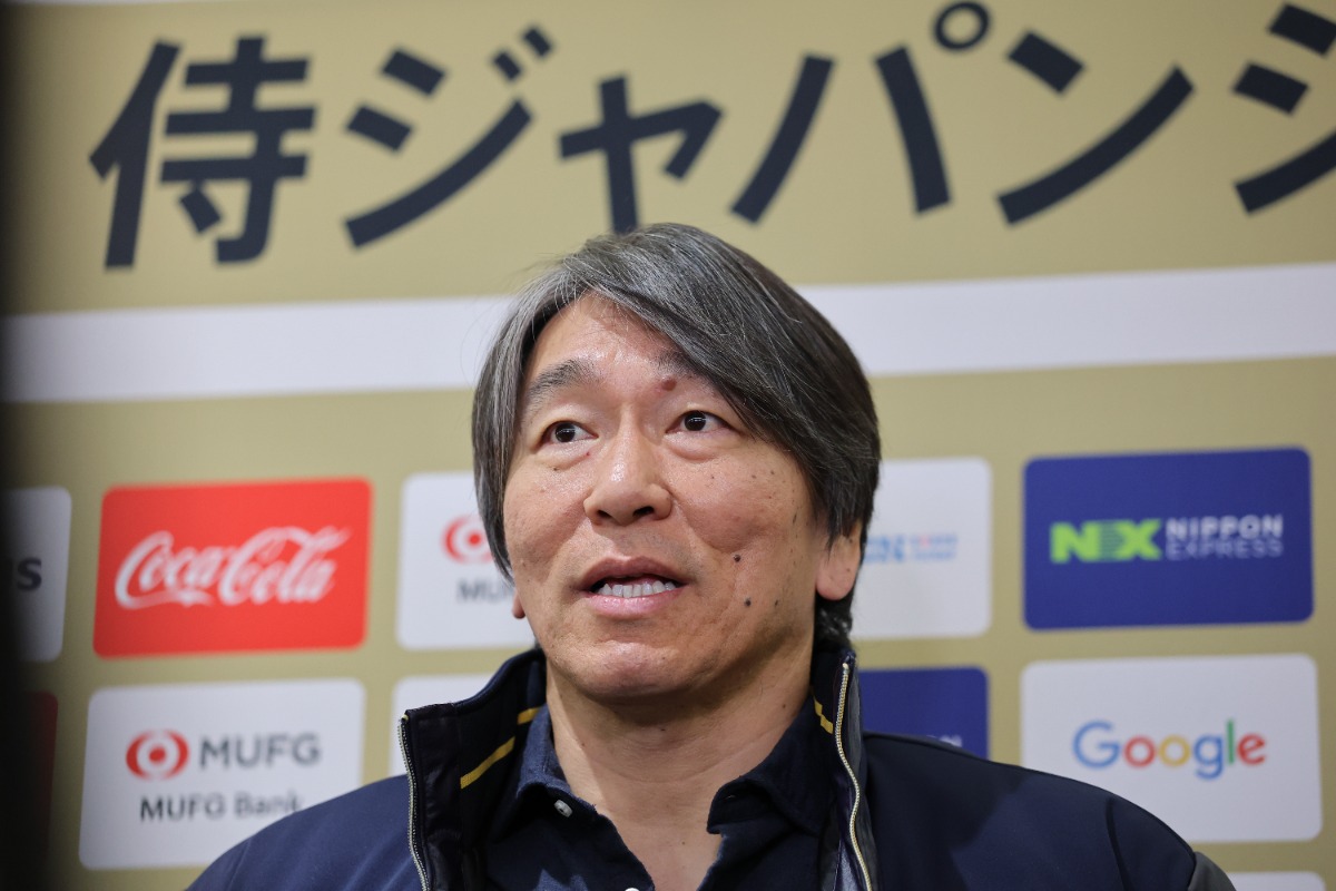 記者からの質問に答える松井秀喜氏【写真：代表撮影】