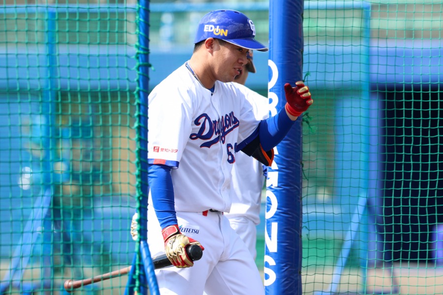 中日・鵜飼航丞【写真:加治屋友輝】