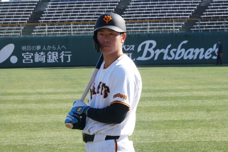 巨人・皆川岳飛【写真：湯浅大】
