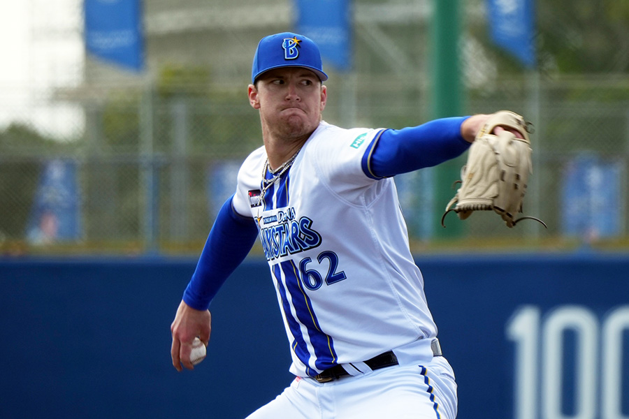 練習試合で初登板したDeNAのショーン・レイノルズ【写真：町田利衣】