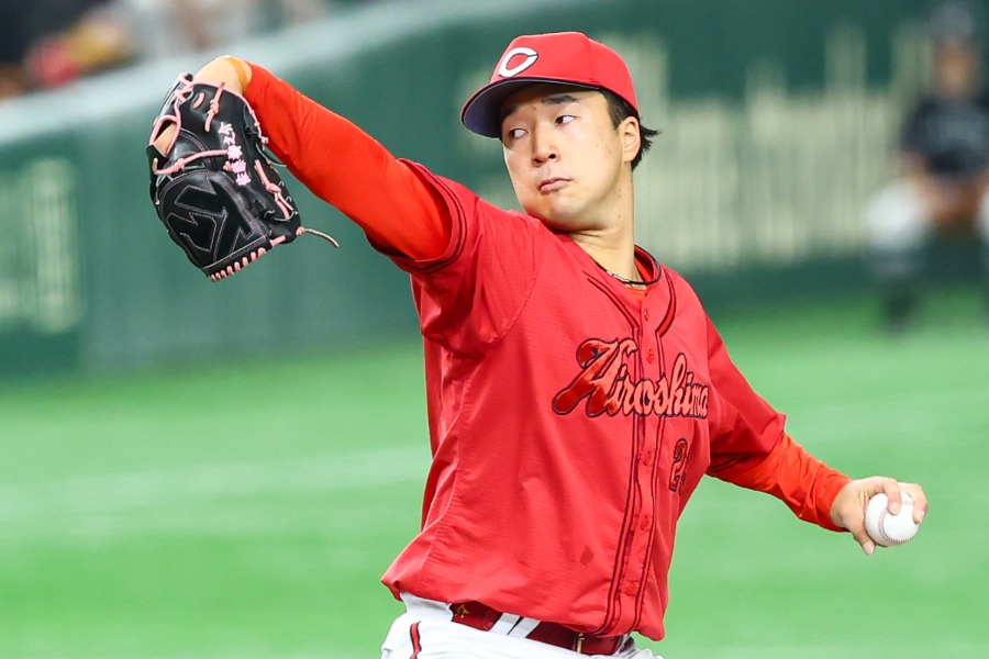 広島・佐藤柳之介【写真：加治屋友輝】