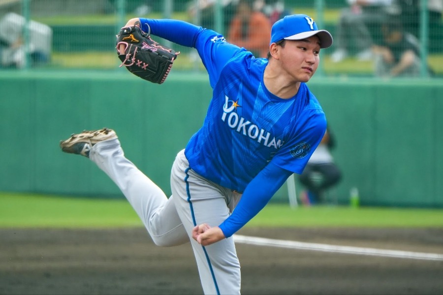 19日のロッテとの練習試合に登板したDeNA・武田陸玖【写真：町田利衣】