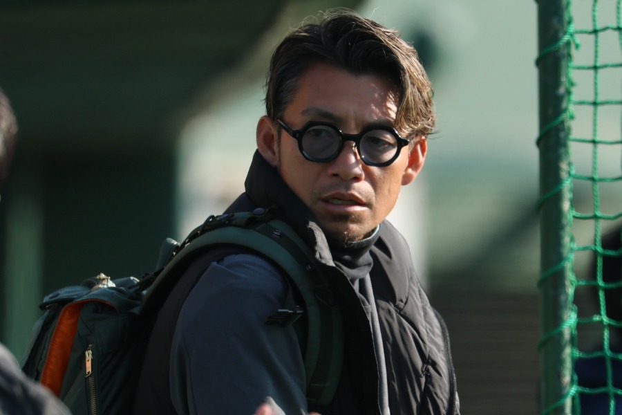 侍Jのキャンプを訪問した鳥谷敬氏【写真：加治屋友輝】