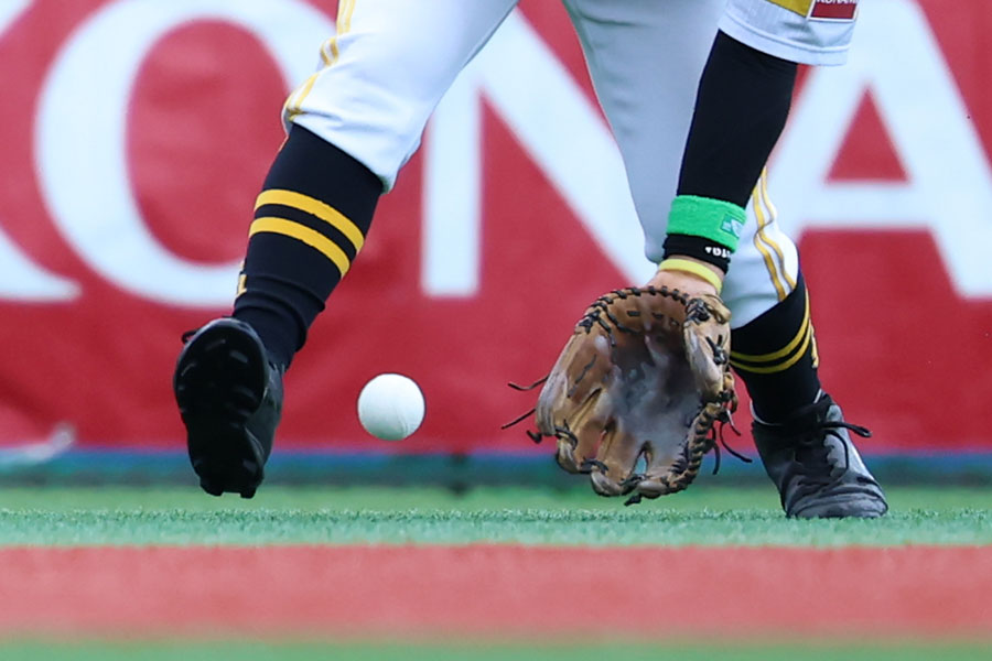 守備力に影響する道具のこだわりとは（写真はイメージ）