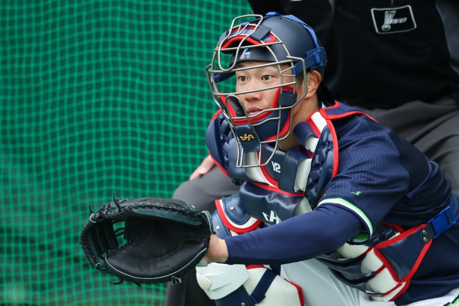 ヤクルト・古賀優大【写真：加治屋友輝】