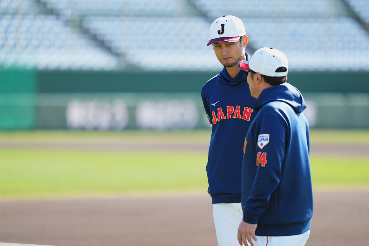 「侍ジャパン」の宮崎合宿にアドバイザーとして参加するダルビッシュ有【写真：小林靖】
