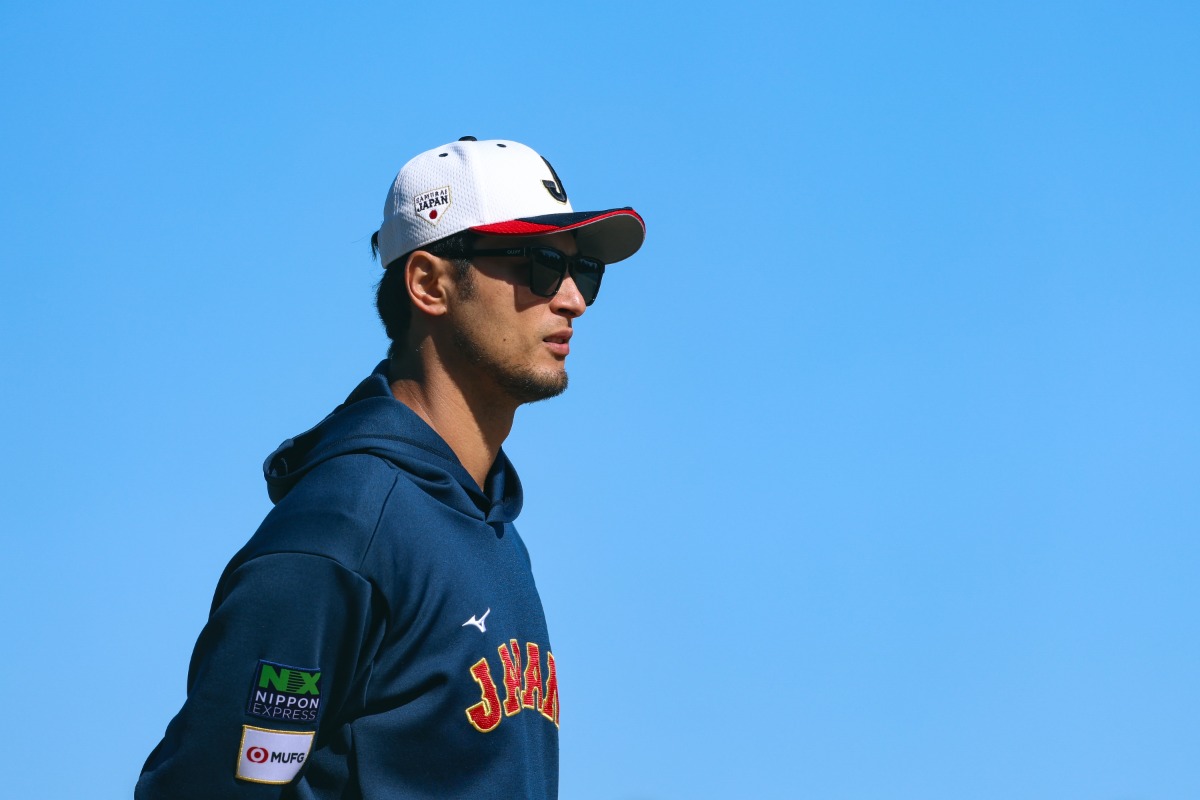 合宿限定のアドバイザーとして参加しているダルビッシュ有【写真：加治屋友輝】