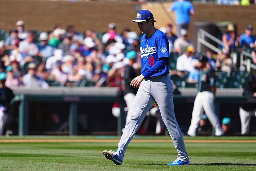 Dバックス戦に先発したドジャース・佐々木朗希【写真:荒川祐史】