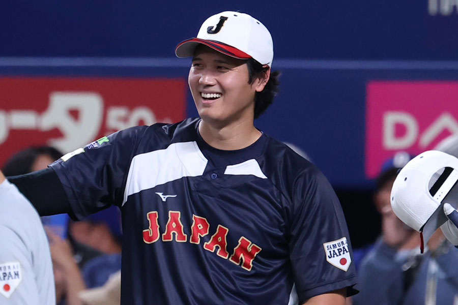 試合前練習に臨んだ侍ジャパン・大谷翔平【写真：加治屋友輝】