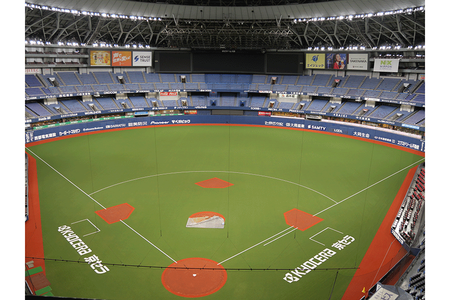 人工芝の張り替え工事が完了した京セラドーム【写真提供:京セラドーム大阪】