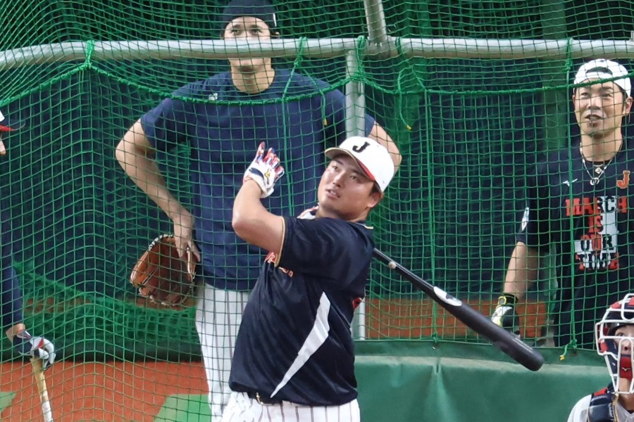 フリー打撃を行った侍ジャパン・村上宗隆【写真：加治屋友輝】