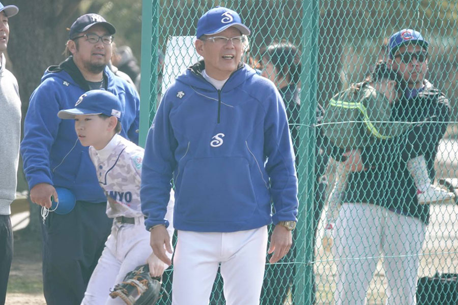 新陽スターズ・井上太監督【写真：橋本健吾】