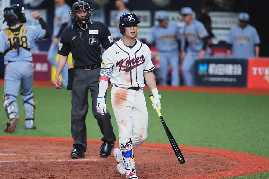 阪神との強化試合に出場した韓国代表のキム・ヘソン【写真:小林靖】