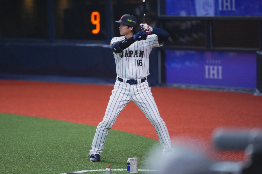 オリックス戦に出場する侍ジャパン・大谷翔平【写真：小林靖】